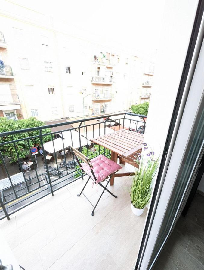 Appartement M-Odern à Séville Extérieur photo