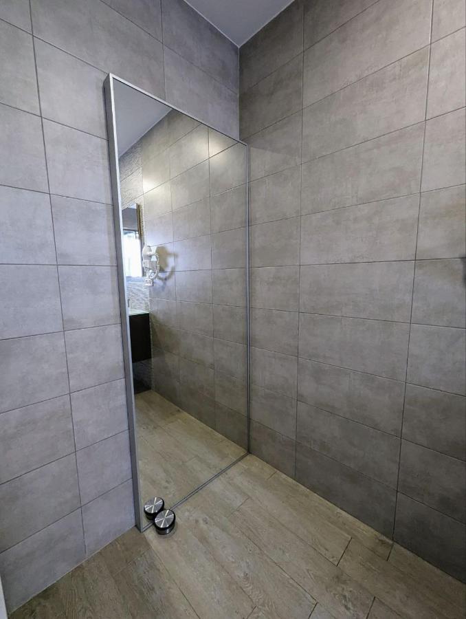 Appartement M-Odern à Séville Extérieur photo