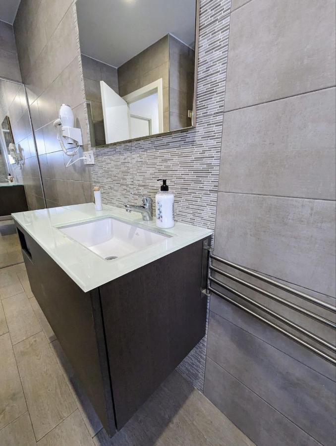 Appartement M-Odern à Séville Extérieur photo